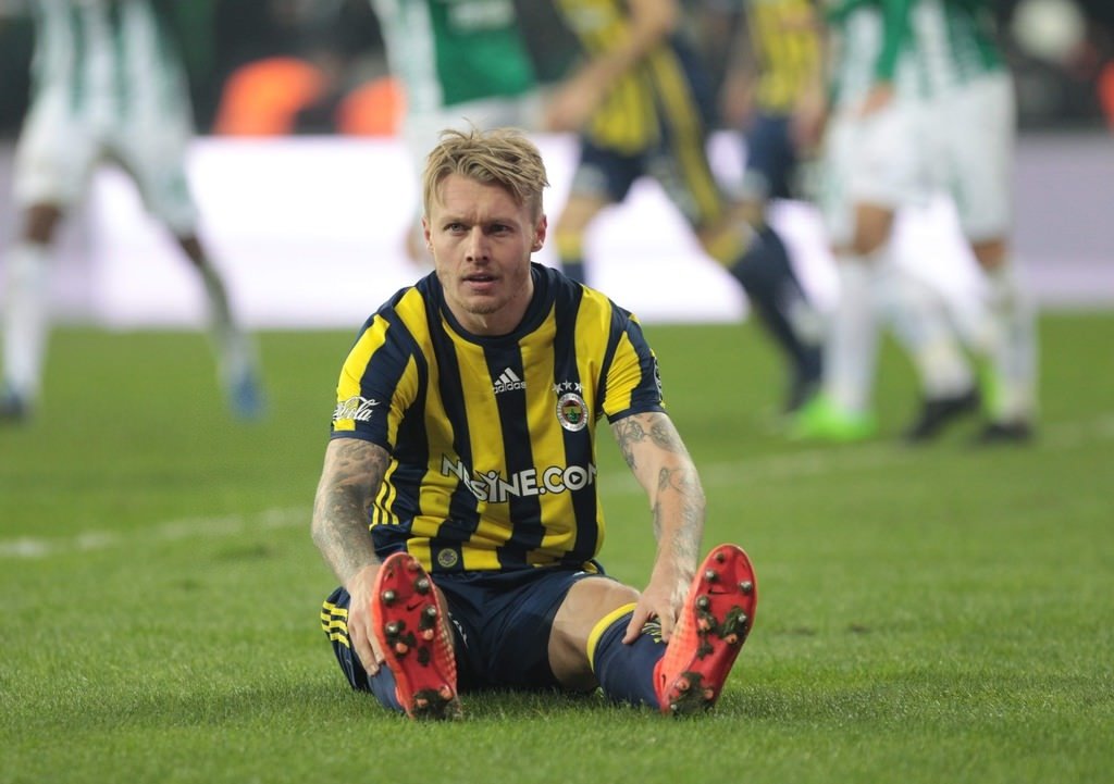 Fenerbahçe’de 5 ismin bileti kesildi