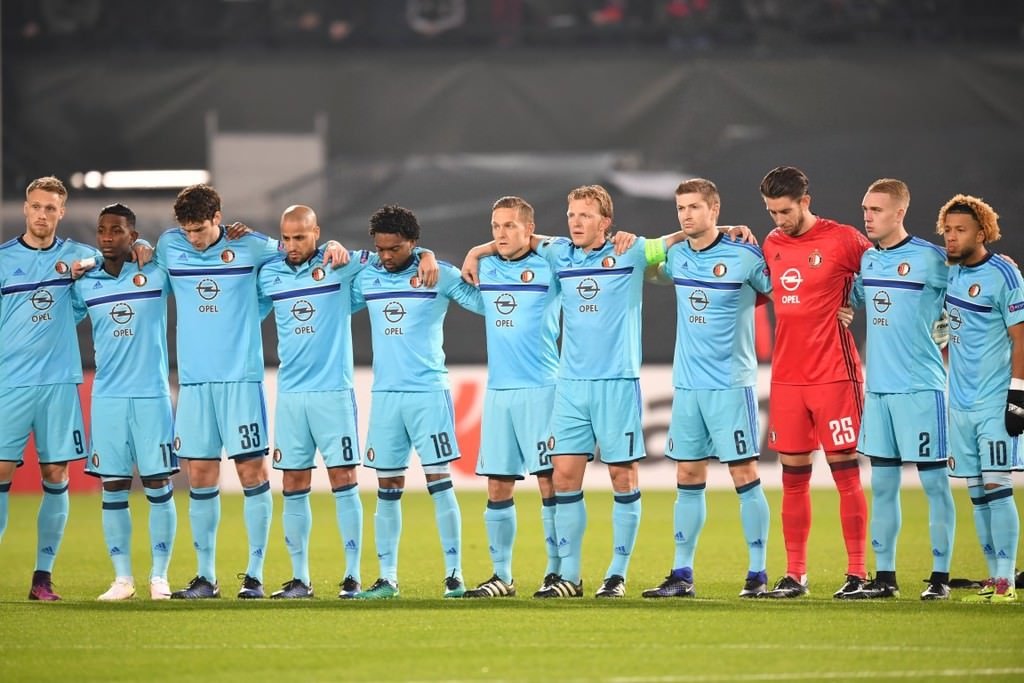 Feyenoord - Fenerbahçe mücadelesinden kareler