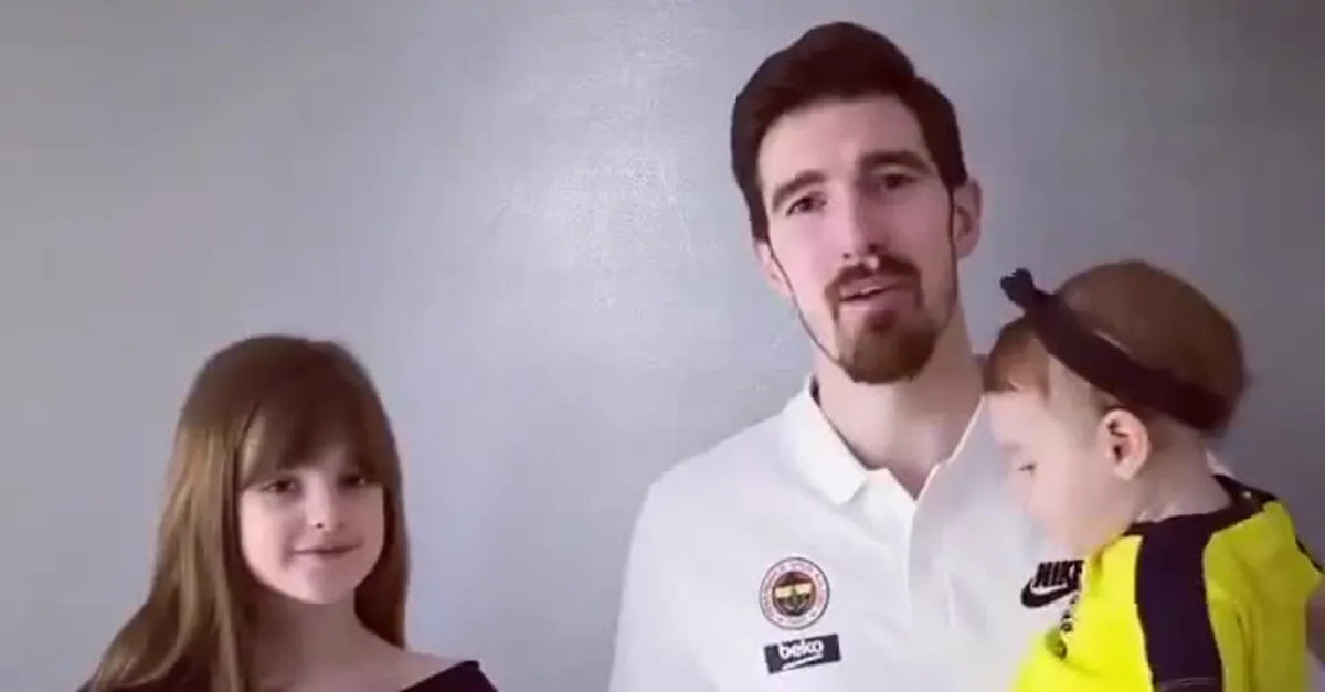 Nando de Colo'dan 23 Nisan'a özel video