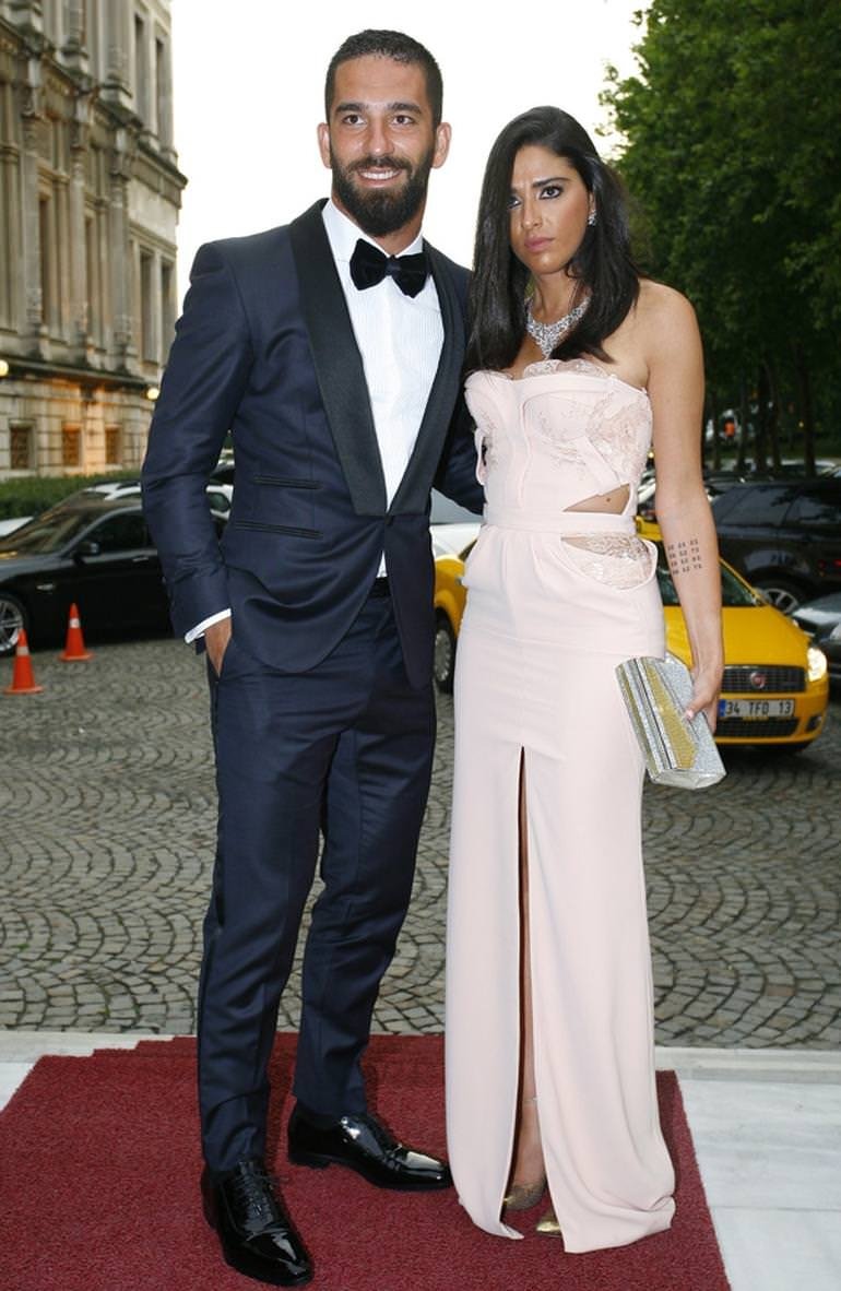 Arda Turan Aslıhan Doğan çifti evleniyor