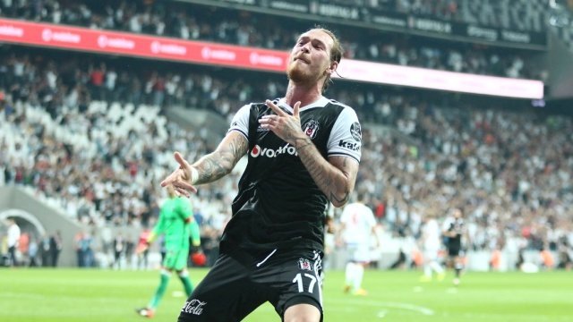 Türkiye’de sezon sonu sözleşmesi biten en pahalı 25 futbolcu