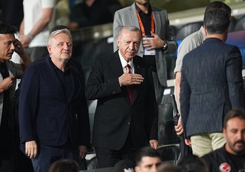 Başkan Erdoğan Başakşehir - La Fiorita maçını tribünden izledi
