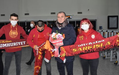 GALATASARAY HABERLERİ - Sarı kırmızılı takımın kafilesi Sivasspor maçı için Sivas’a geldi!