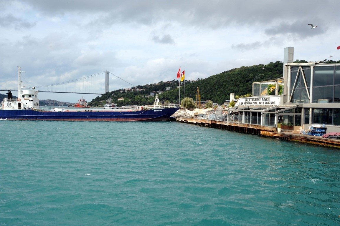 Galatasaray Adası’nda yıkım işlemi tamamlandı