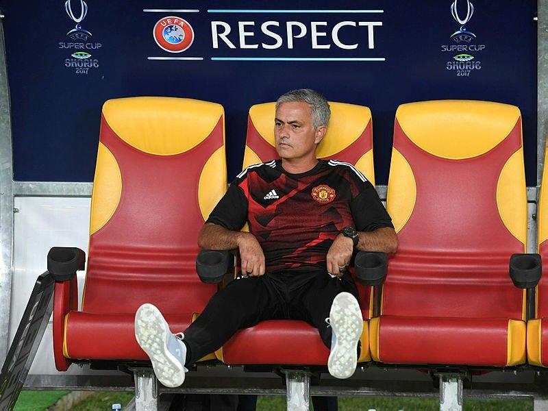 Fenerbahçe’ye Rojo’da Mourinho engeli
