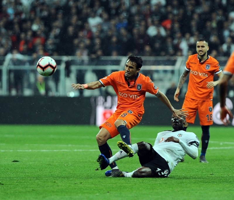 Usta yazarlar Beşiktaş - Başakşehir maçını değerlendirdi!