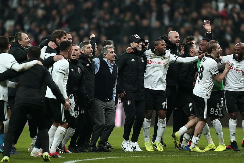 Beşiktaş’ta flaş gelişme! 5 isim yolcu