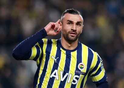 Serdar Dursun eşinin doğumunda bayıldı