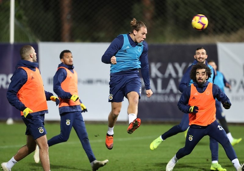 Fenerbahçe’de Ersun Yanal ateşi yaktı!