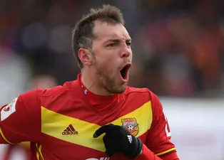 Artem Dzyuba'ya sponsor formülü