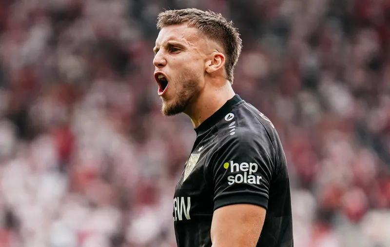 Galatasaray'dan çifte transfer! Ermedin Demirovic ile aynı uçakta gelecek