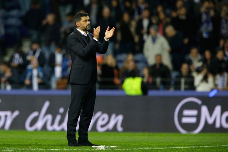 Liverpool zorlanmadan yarı finalde