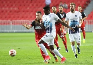Adana Demirspor 3 puanı tek golle aldı