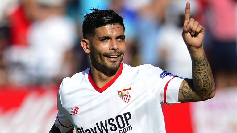 Gönüllü Aslan Ever Banega