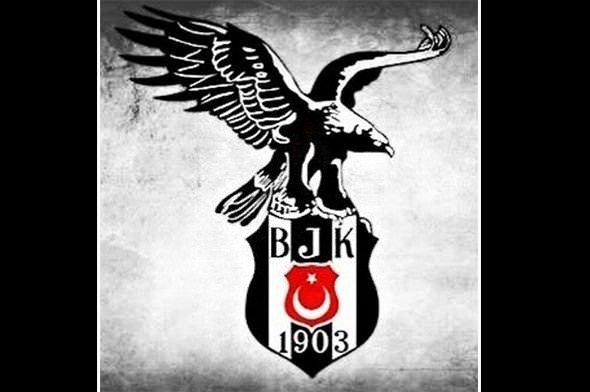 Ünlüler Beşiktaş’ın şampiyonluğunu böyle kutladı