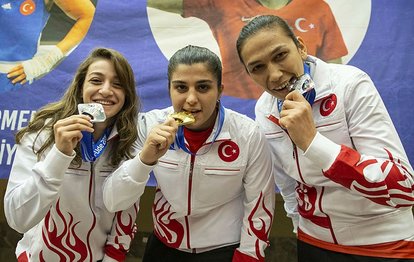 Buse Naz Çakıroğlu ile Esra Yıldız, yarı finale yükselerek olimpiyatlara katılım hakkı elde etti