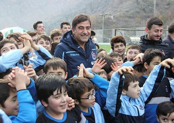 Ünal Karaman Trabzonspor Futbol Okulu açılışına katıldı