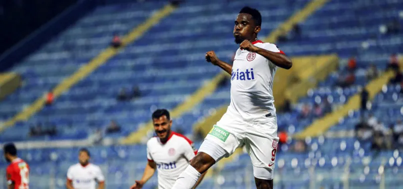 Samuel Eto'o, Antalyaspor tarihine adını yazdırdı