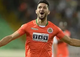 Galatasaray'a Emre Akbaba müjdesi