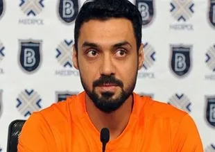 Ünlü futbolcu gözaltına alındı