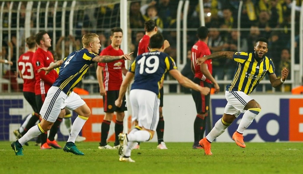 Fenerbahçe - Manchester United maçından kareler