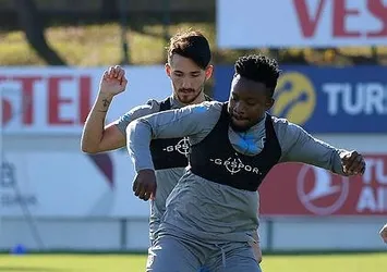 Gözler 3 futbolcuda