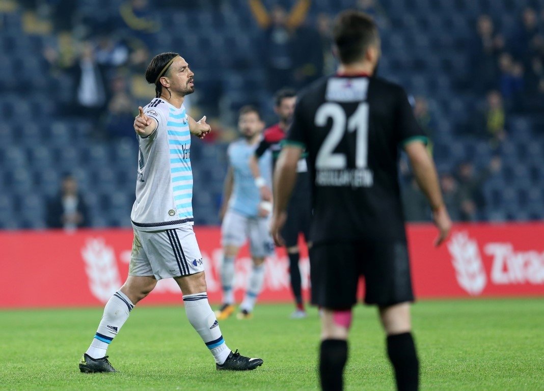 Mehmet Topuz futbolu neden bıraktığını açıkladı