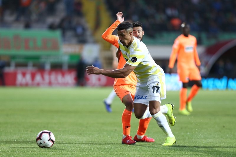 Fenerbahçe Ersun Yanal’dan kurtulmalı!