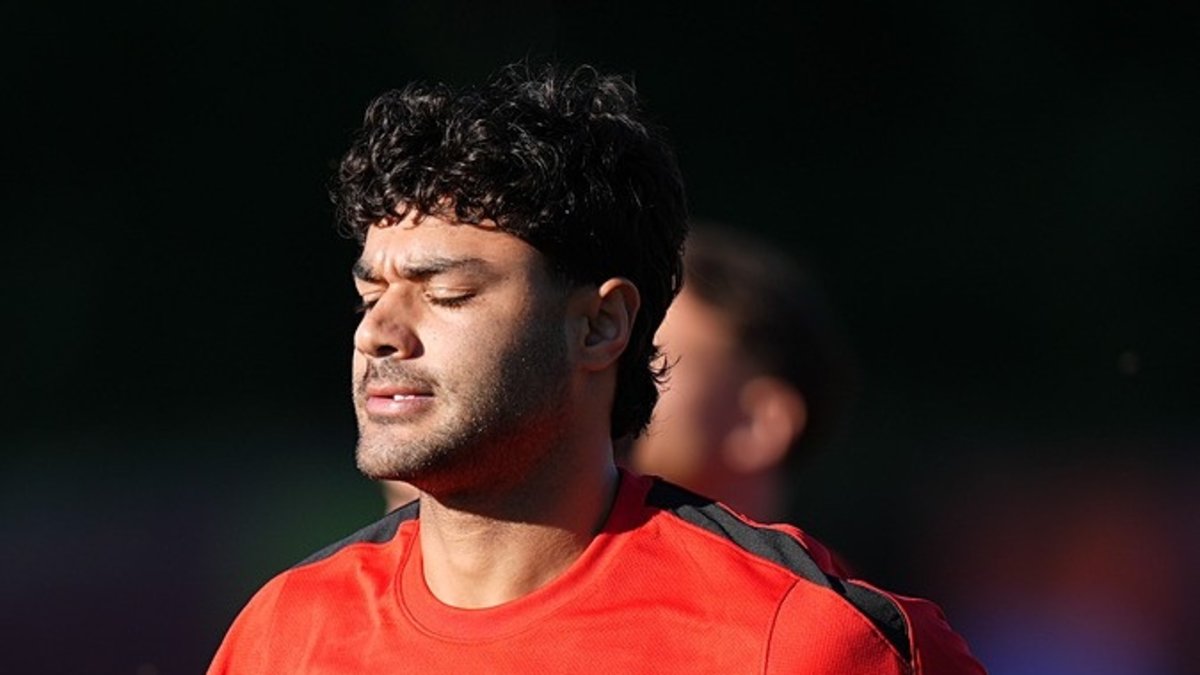 Ozan Kabak: Hocamız bize Avustralya'yı ezberletti