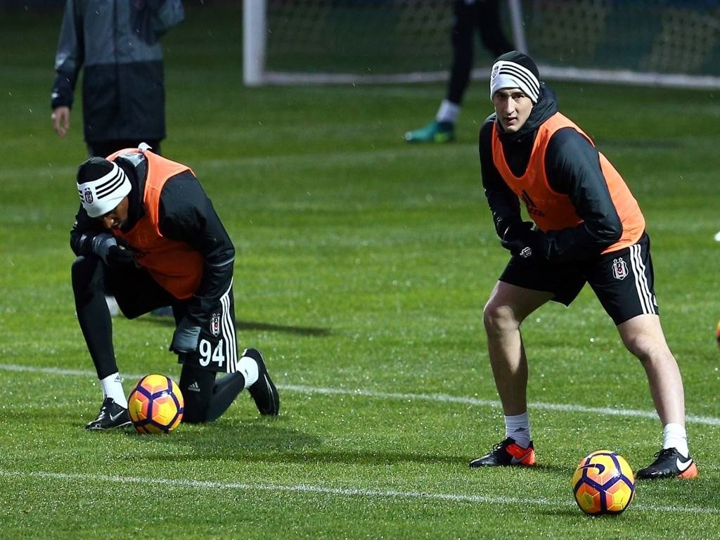 Mitrovic sahaya indi