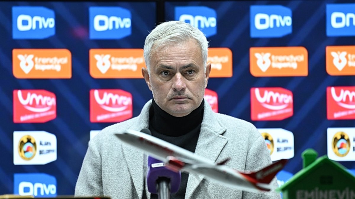 Jose Mourinho, Galatasaray'ın kazandığı penaltıyı sosyal medya hesabından paylaştı! Jose Mourinho, Galatasaray'ın kazandığı penaltıyı sosyal medya hesabından paylaştı!