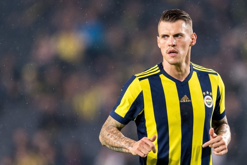 Skrtel’in menajerinden ayrılık itirafı!