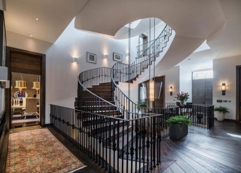 Aubameyang’ın Londra’daki müthiş evi...