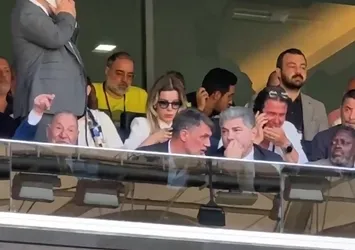 Hakan Safi ve Paolo Maldini Chobani Stadı'nda