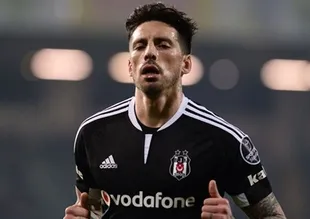 Beşiktaş'ın yeni transferi: Jose Sosa