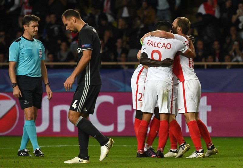 Galatasaray süper yıldızına kavuşuyor! İşte Falcao’nun geliş saati