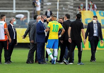 Neymar'dan milli takıma kötü haber!