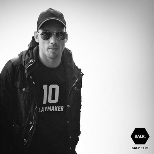 Van der Wiel’in tişörtündeki sır belli oldu