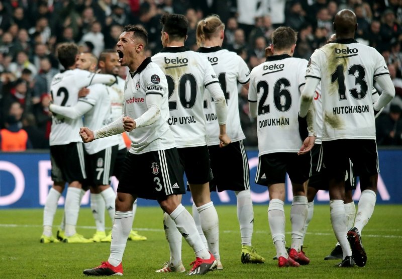 Beşiktaş - Galatasaray maçından kareler