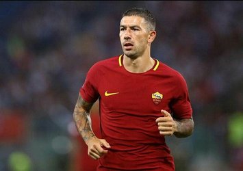 Roma'dan flaş Kolarov kararı! Fenerbahçe...