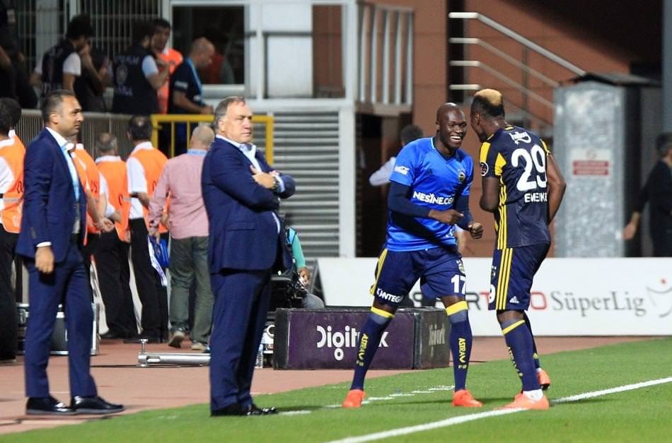 Süper Lig’e hakem hataları damga vurdu