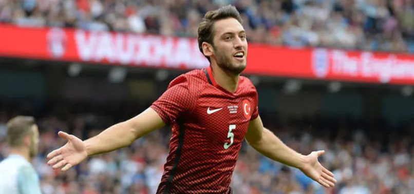 Tottenham'dan Hakan Çalhanoğlu'na 82 milyon TL