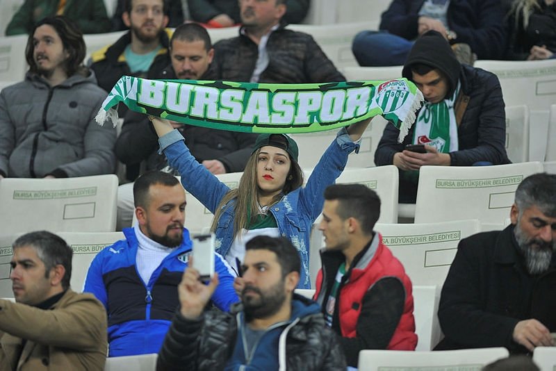 Bursa’da muhteşem Türkiye koreografisi