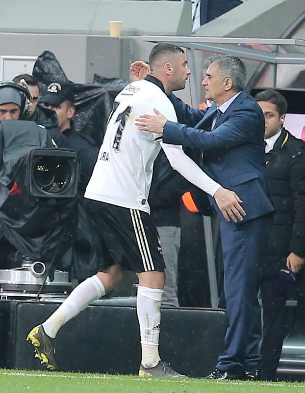 Usta yazarlar Beşiktaş - Başakşehir maçını değerlendirdi!