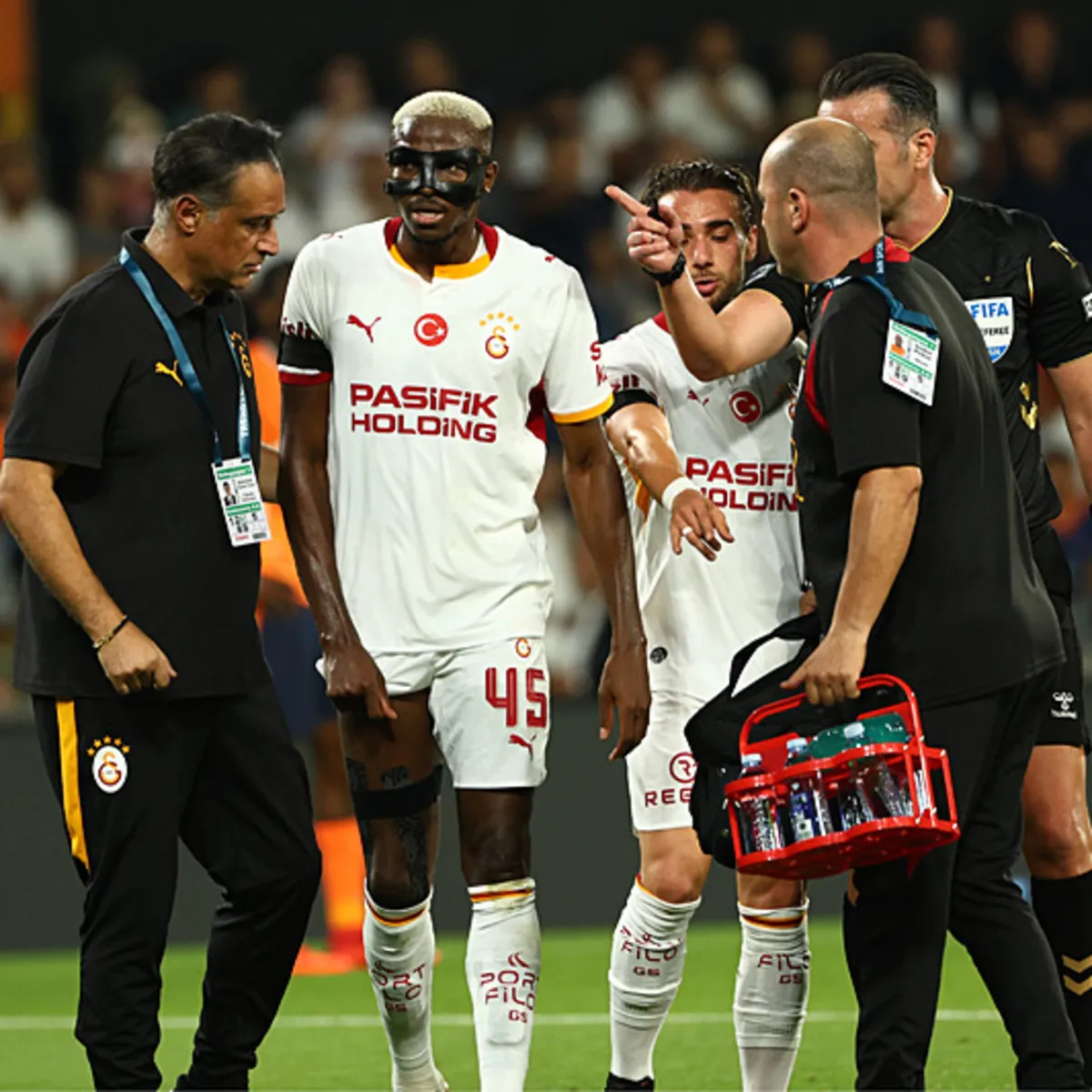 Okan Buruk'tan flaş Osimhen planı! Barcelona maçına böyle hazırlanacak