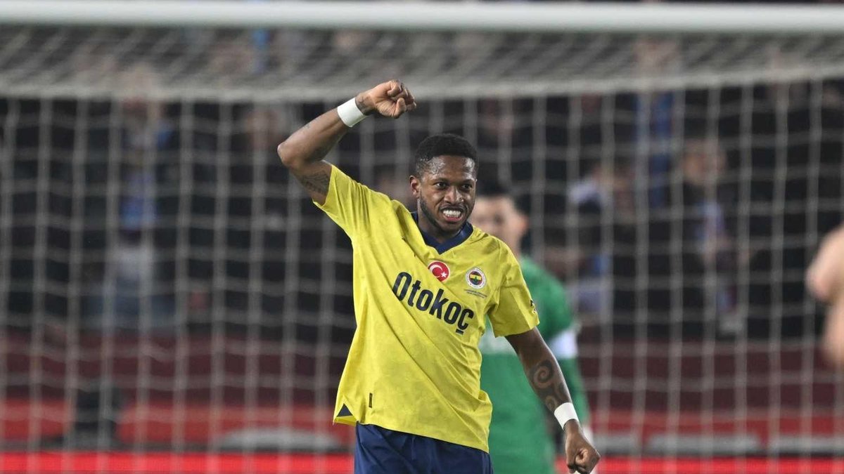 TRANSFER HABERLERİ | Fenerbahçe'de Fred'e Ada'dan sürpriz talip! TRANSFER HABERLERİ | Fenerbahçe'de Fred'e Ada'dan sürpriz talip!