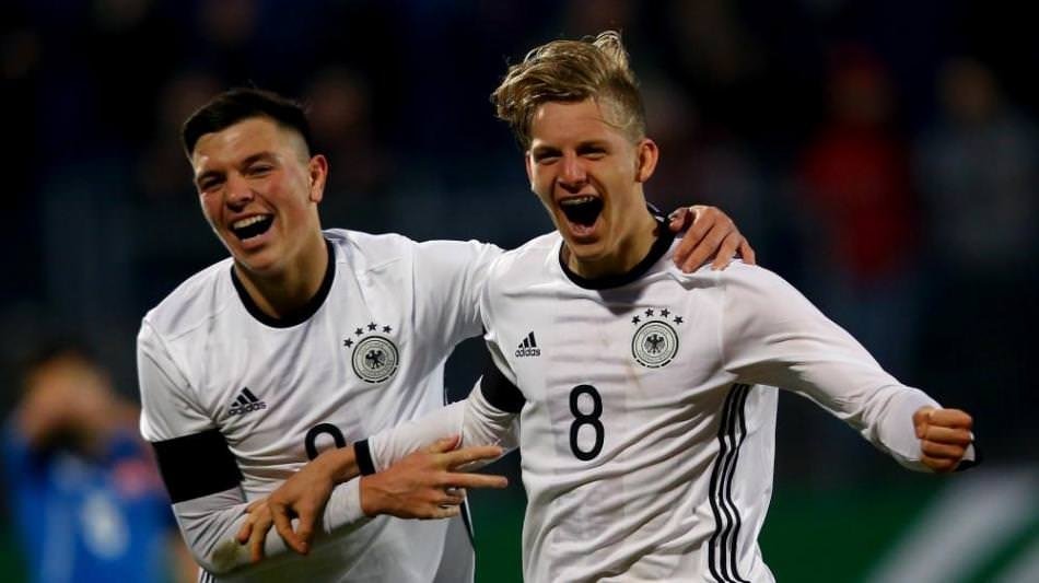 En yetenekli genç futbolcular arasında bir Türk