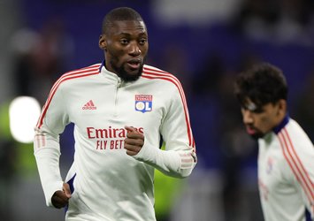 F.Bahçe'de Ekambi transferi bitiyor!