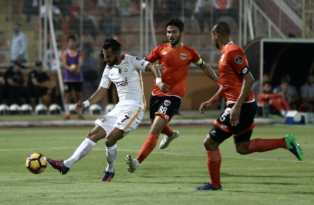 Galatasaray’da Yasin Öztekin kadro dışı bırakıldı