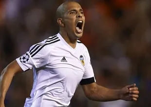 Feghouli Fener'e koşuyor